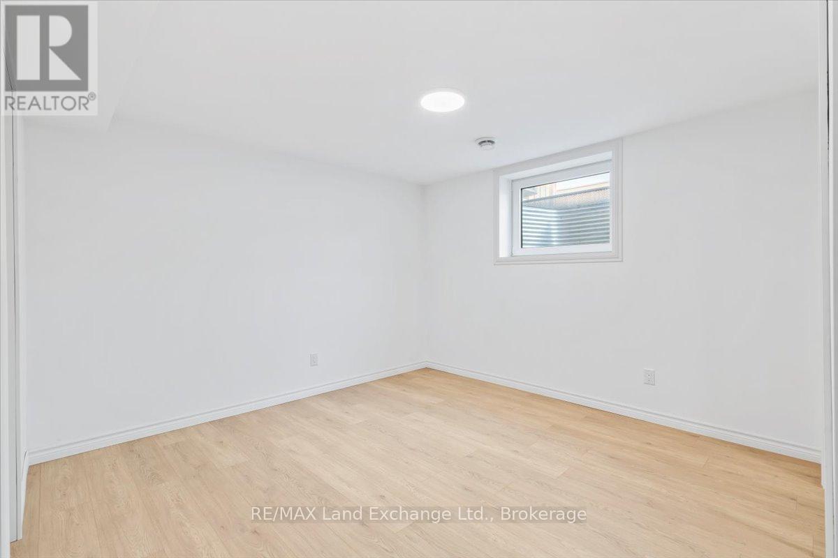 23 - 560 Devonshire Road, Saugeen Shores, Ontario  N0H 2C3 - Photo 26 - X12528812