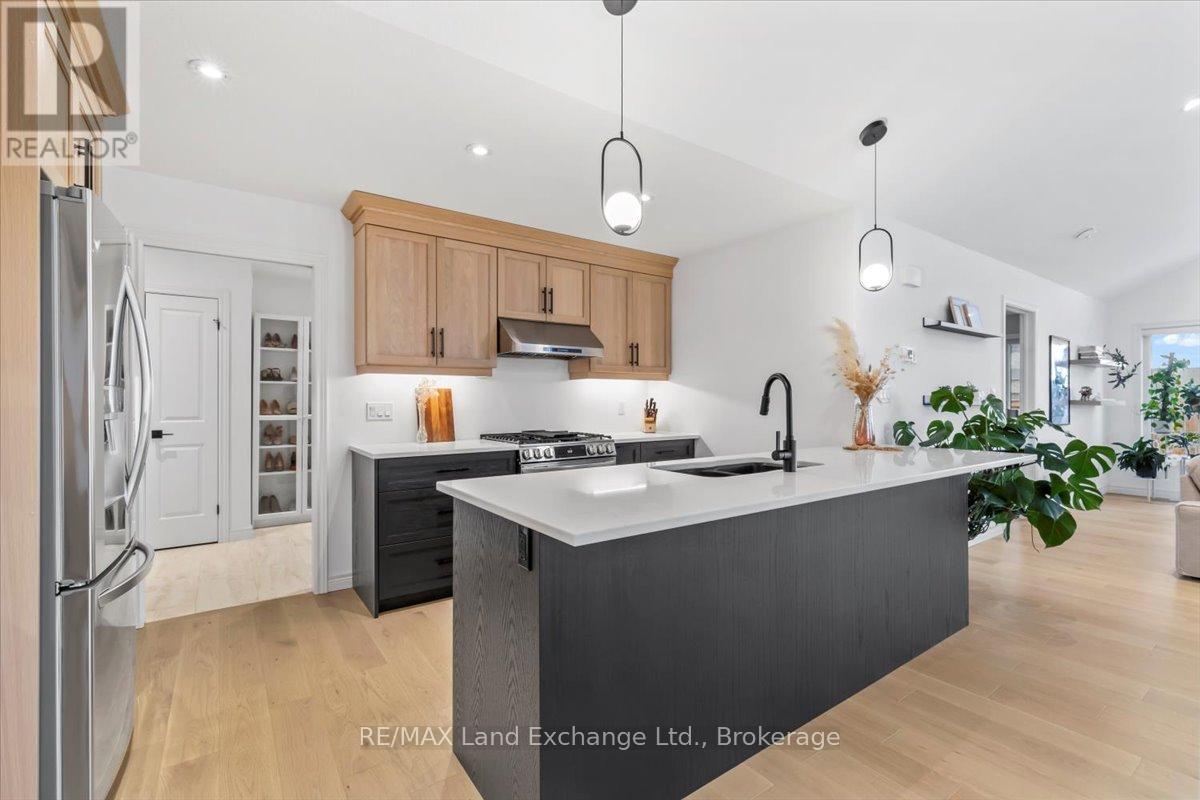 23 - 560 Devonshire Road, Saugeen Shores, Ontario  N0H 2C3 - Photo 9 - X12528812