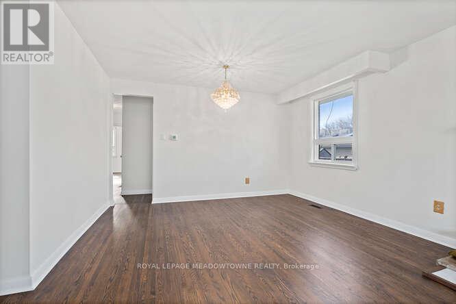 405 Draper Street, Halton Hills, Ontario  L0P 1K0 - Photo 11 - W12511720