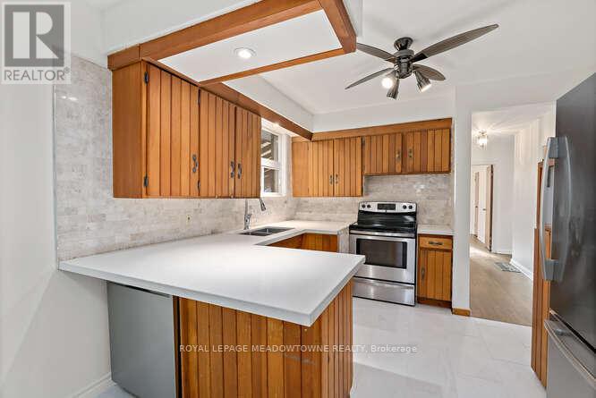 405 Draper Street, Halton Hills, Ontario  L0P 1K0 - Photo 14 - W12511720