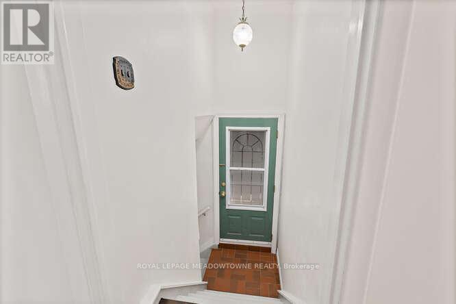 405 Draper Street, Halton Hills, Ontario  L0P 1K0 - Photo 24 - W12511720