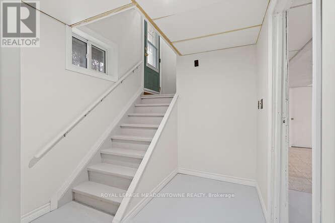 405 Draper Street, Halton Hills, Ontario  L0P 1K0 - Photo 25 - W12511720