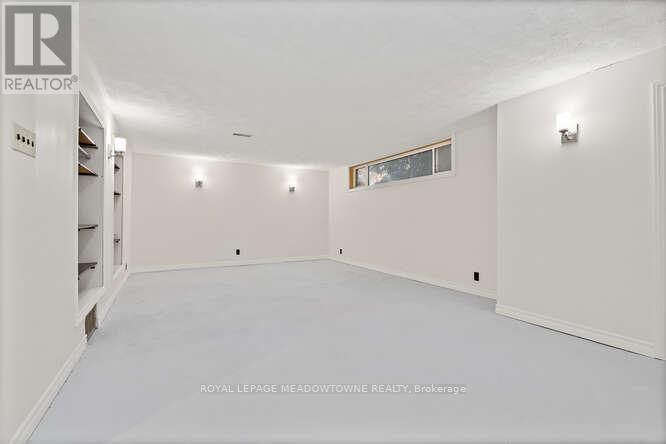 405 Draper Street, Halton Hills, Ontario  L0P 1K0 - Photo 26 - W12511720