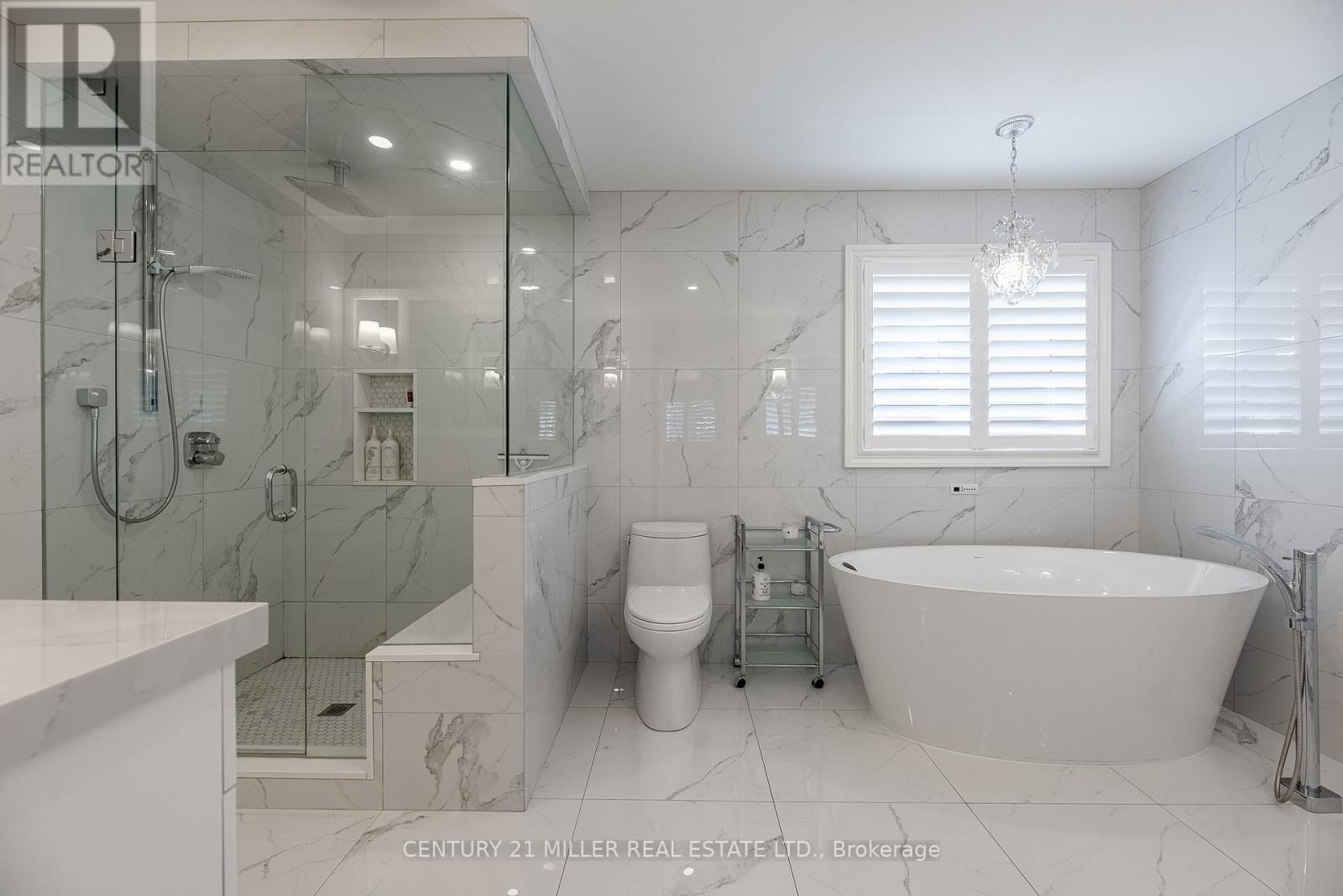 2124 Blackforest Crescent, Oakville, Ontario  L6M 4T6 - Photo 23 - W12528550