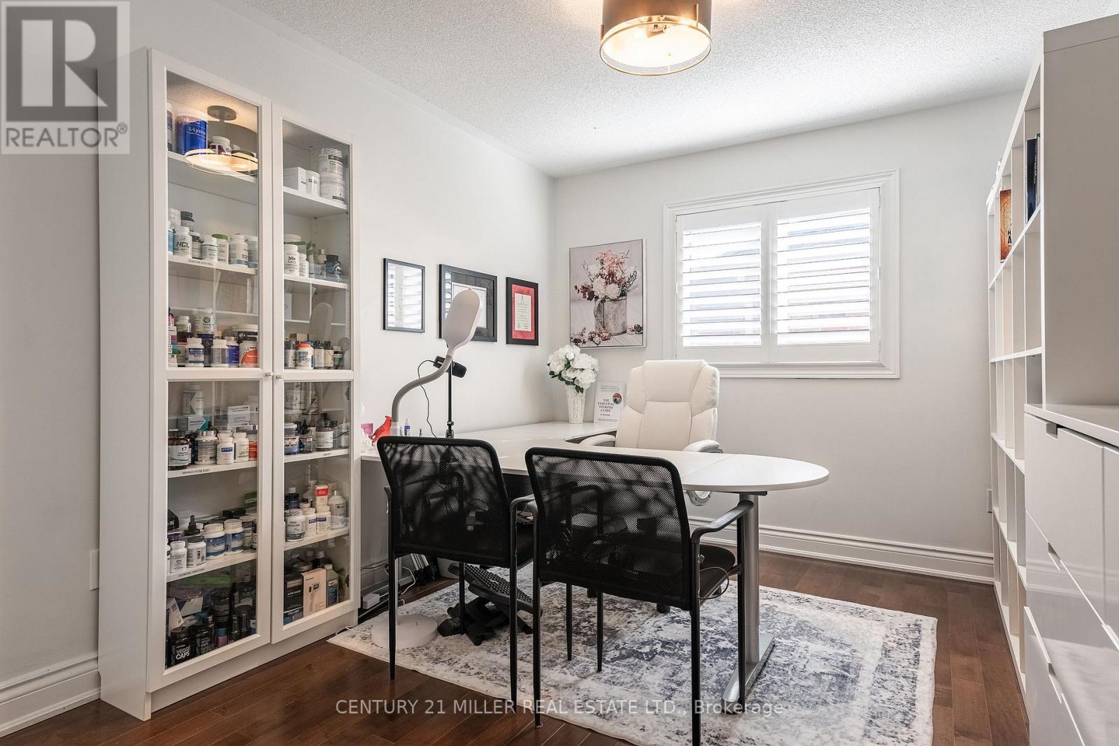 2124 Blackforest Crescent, Oakville, Ontario  L6M 4T6 - Photo 26 - W12528550