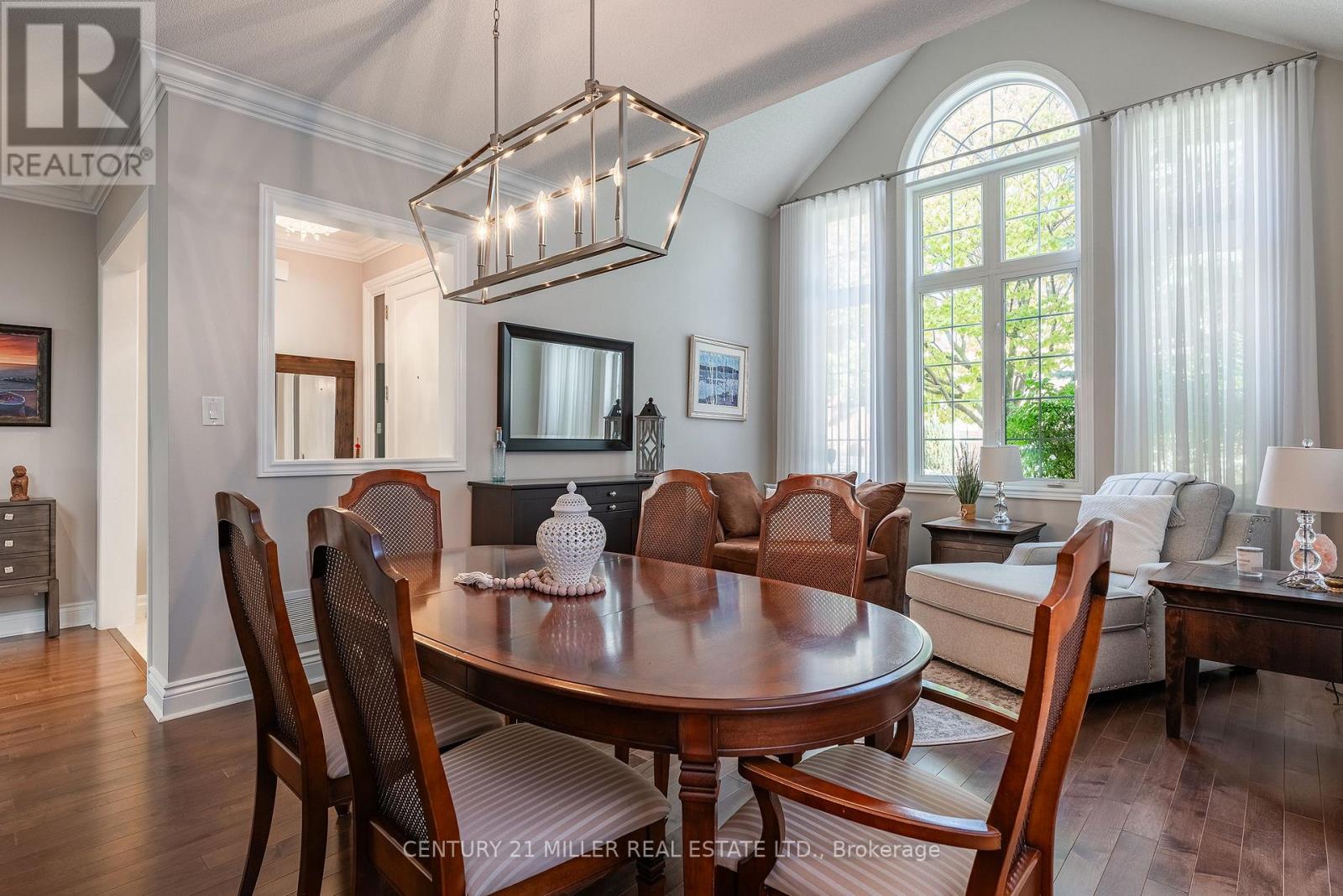 2124 Blackforest Crescent, Oakville, Ontario  L6M 4T6 - Photo 6 - W12528550