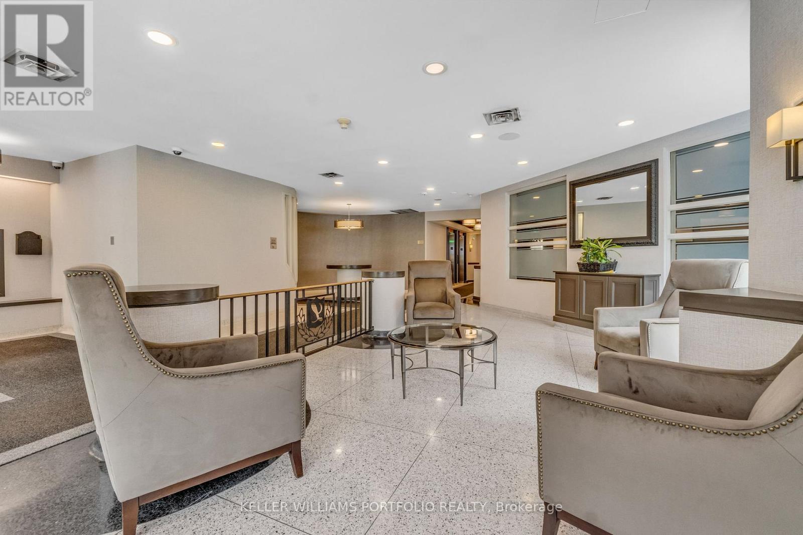 501 - 10 Laurelcrest Street, Brampton, Ontario  L6S 5Y3 - Photo 17 - W12528572