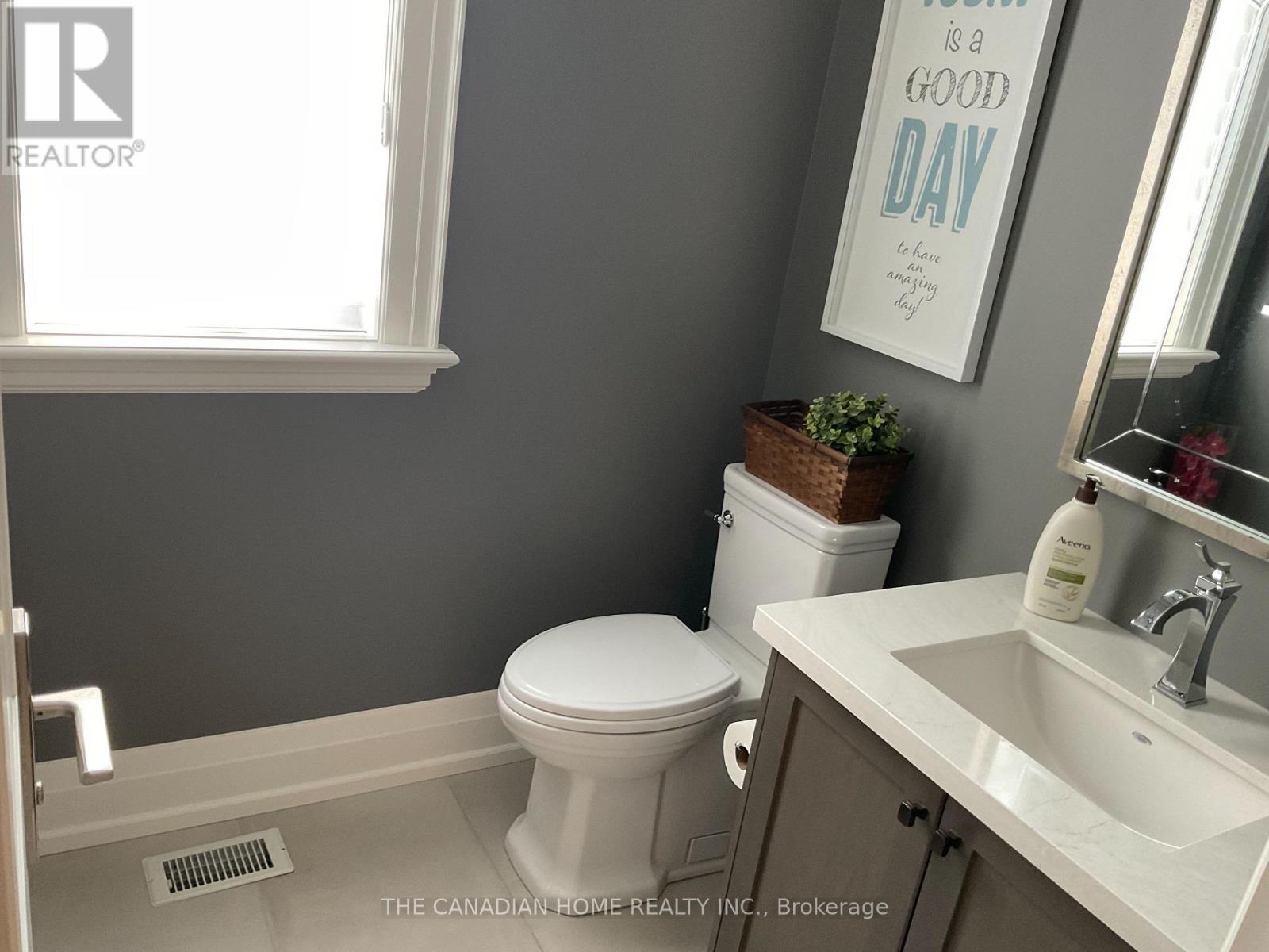 (Short Term) - 6008 Grossbeak Drive, Mississauga, Ontario  L5N 5W8 - Photo 23 - W12528574