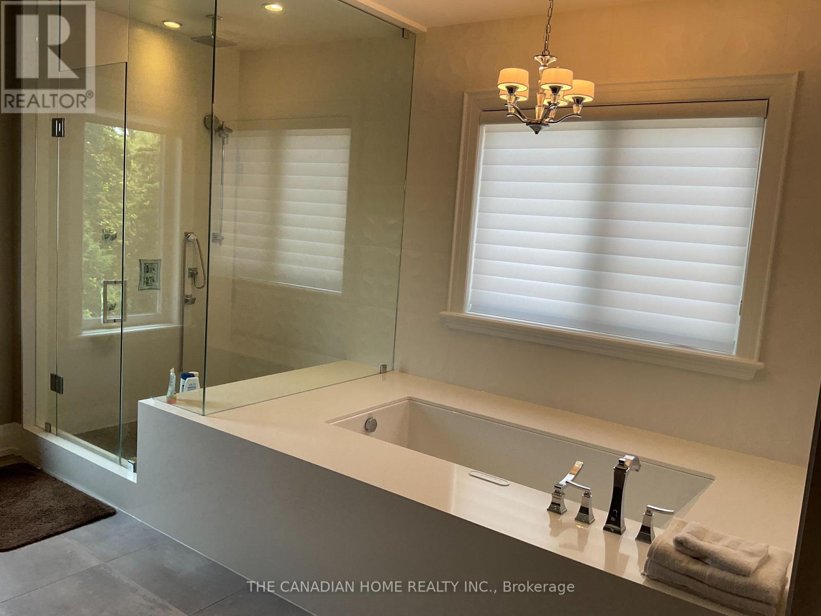 (Short Term) - 6008 Grossbeak Drive, Mississauga, Ontario  L5N 5W8 - Photo 27 - W12528574