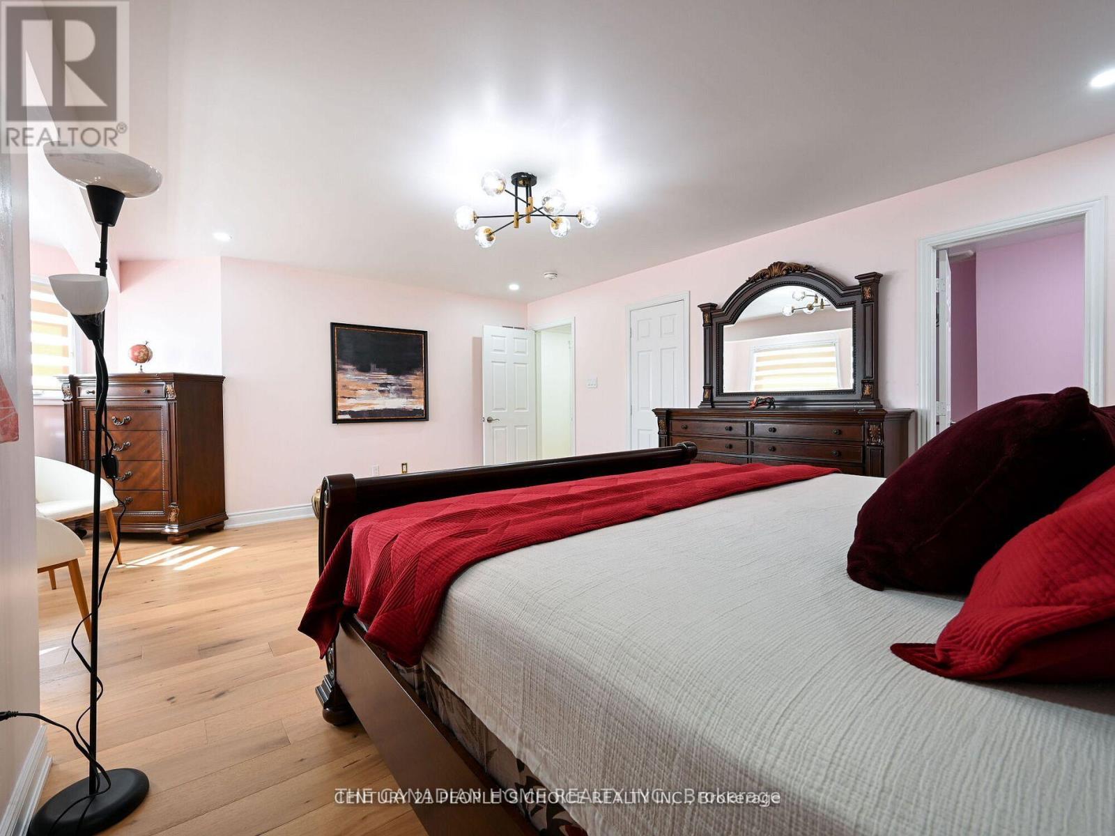 (Short Term) - 6008 Grossbeak Drive, Mississauga, Ontario  L5N 5W8 - Photo 40 - W12528574