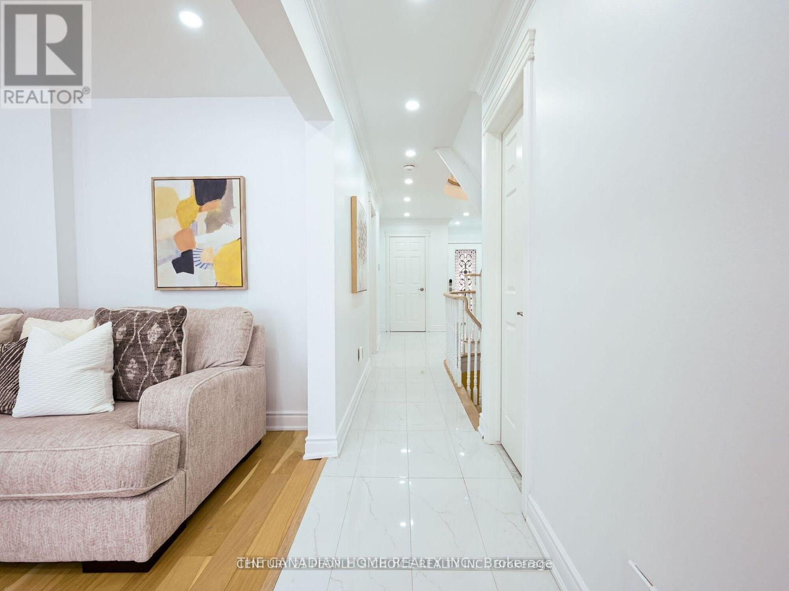 (Short Term) - 6008 Grossbeak Drive, Mississauga, Ontario  L5N 5W8 - Photo 45 - W12528574