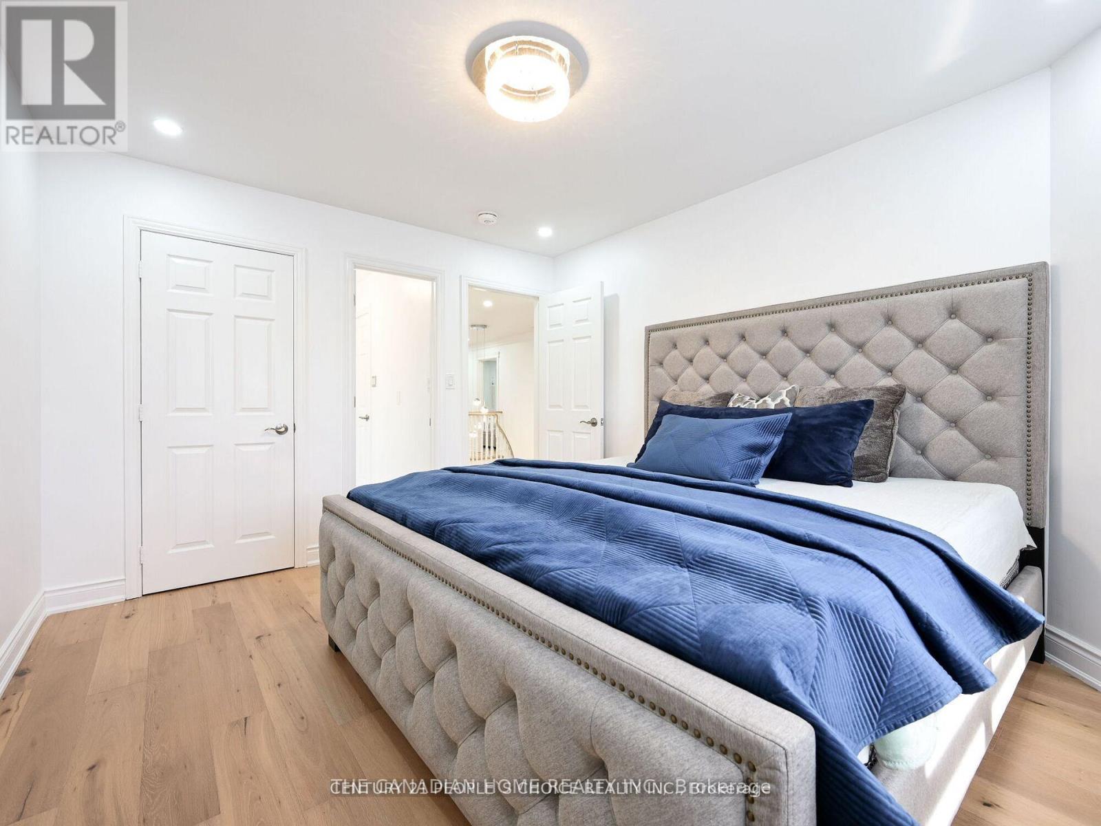 (Short Term) - 6008 Grossbeak Drive, Mississauga, Ontario  L5N 5W8 - Photo 6 - W12528574