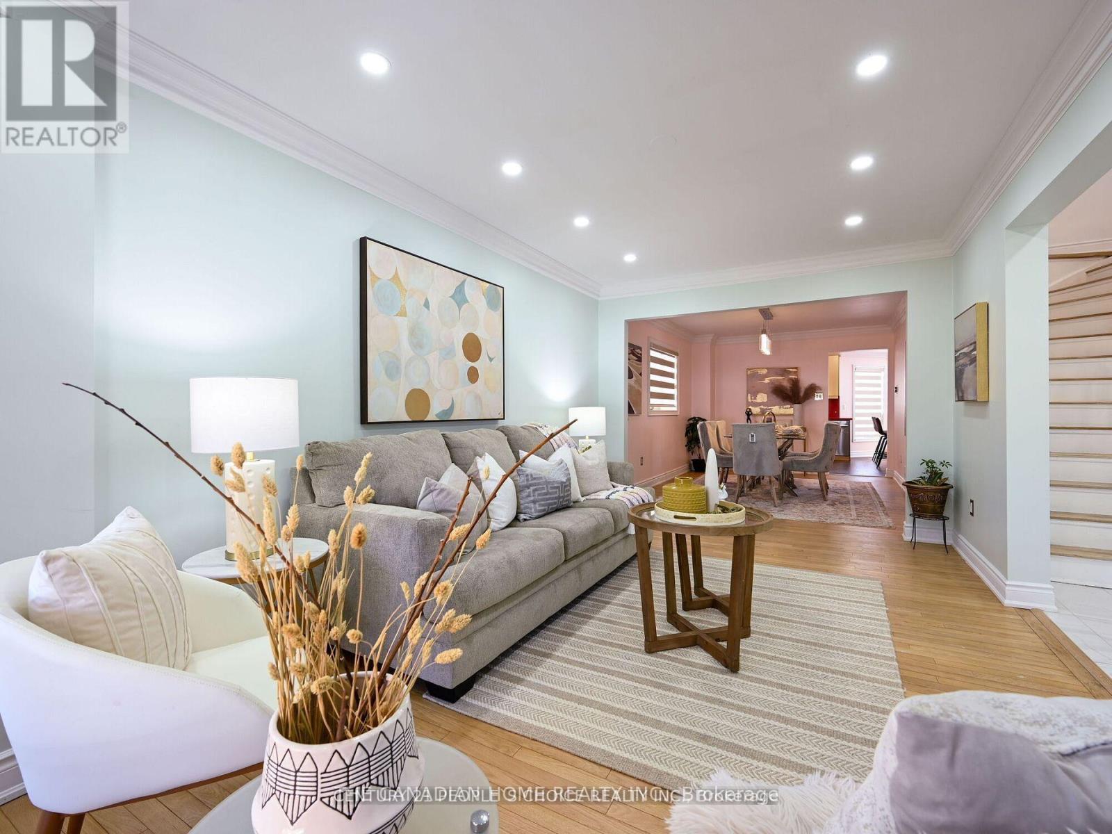 (Short Term) - 6008 Grossbeak Drive, Mississauga, Ontario  L5N 5W8 - Photo 9 - W12528574