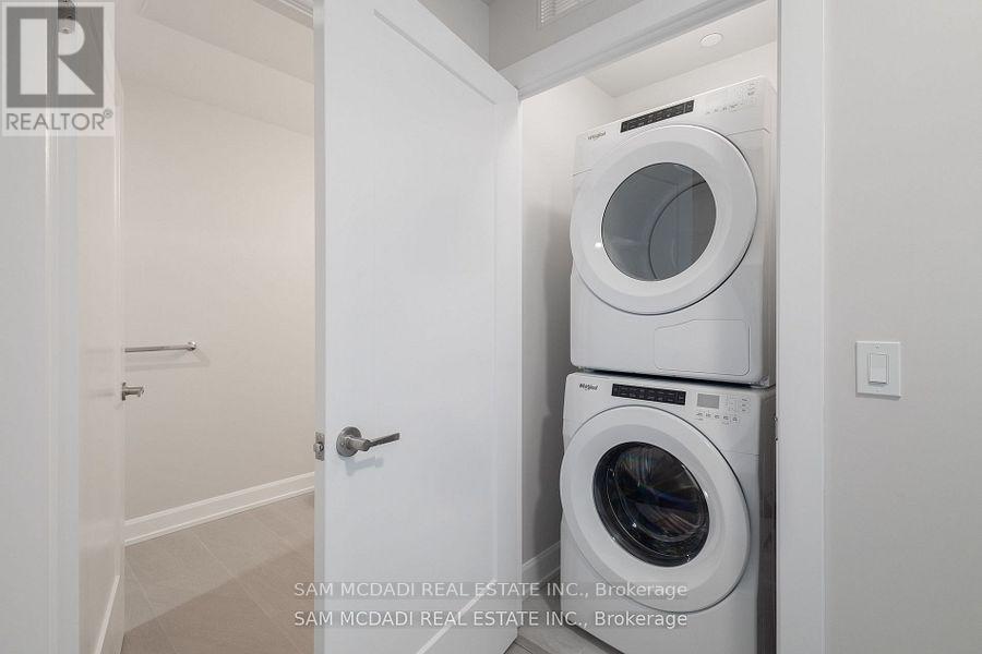 1503 - 3220 William Coltson Avenue, Oakville, Ontario  L6H 7X9 - Photo 7 - W12528584