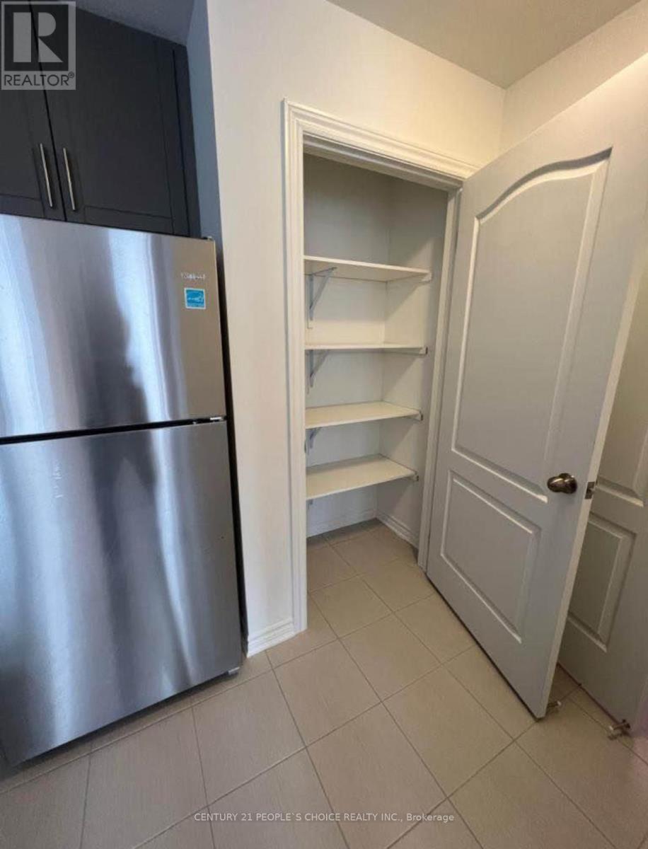 10 Waterville Way, Caledon, Ontario  L7C 2H1 - Photo 3 - W12528612