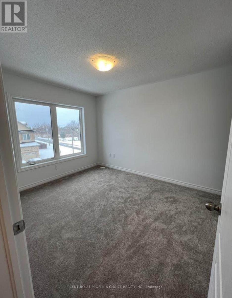 10 Waterville Way, Caledon, Ontario  L7C 2H1 - Photo 7 - W12528612