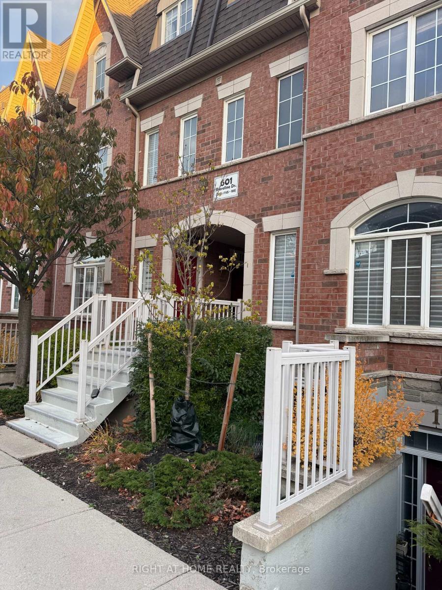 162 - 601 SHORELINE DRIVE E, Mississauga, Ontario