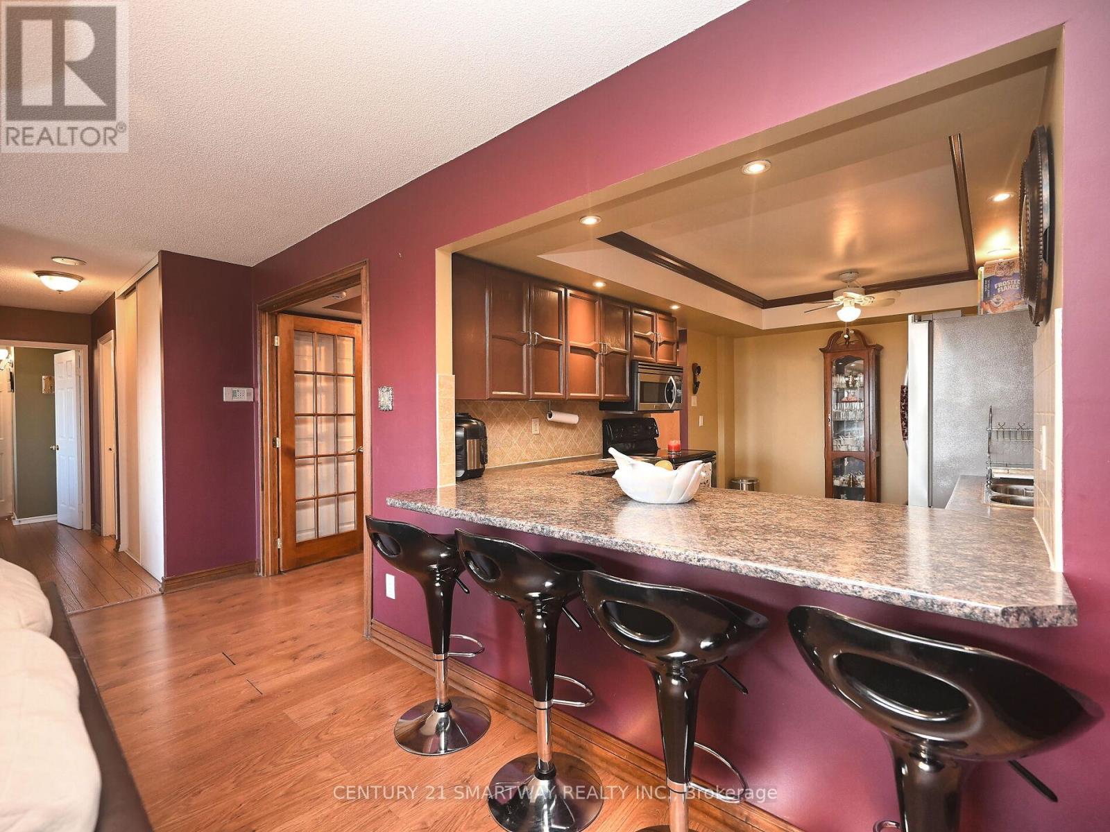 512 - 320 Mill Street S, Brampton, Ontario  L6Y 3V2 - Photo 10 - W12528642