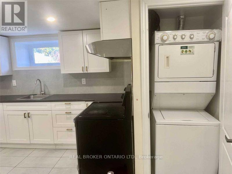 Basement - 36 Carlyle Crescent, Brampton, Ontario  L6W 2Z1 - Photo 5 - W12528674