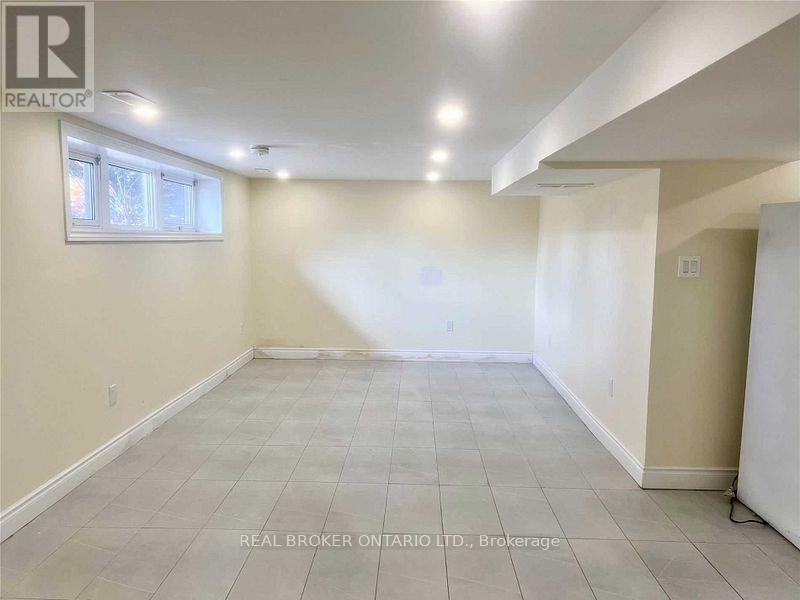 Basement - 36 Carlyle Crescent, Brampton, Ontario  L6W 2Z1 - Photo 7 - W12528674