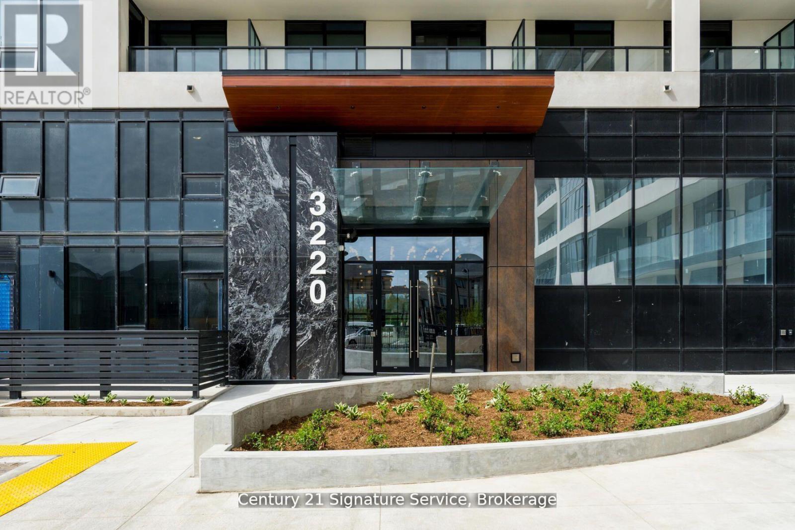 614 - 3220 William Coltson Avenue, Oakville, Ontario  L6H 7W6 - Photo 4 - W12528680