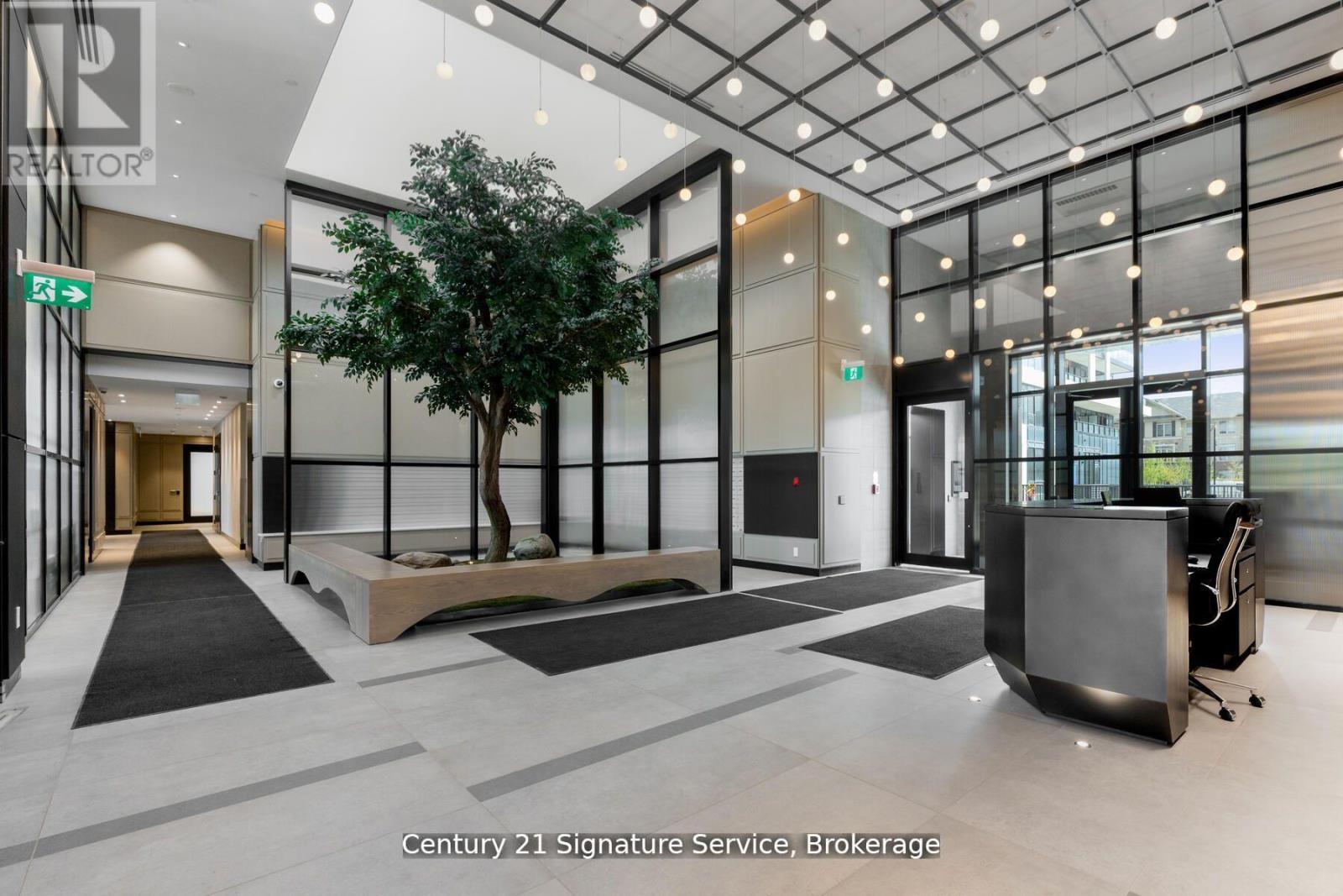 614 - 3220 William Coltson Avenue, Oakville, Ontario  L6H 7W6 - Photo 5 - W12528680