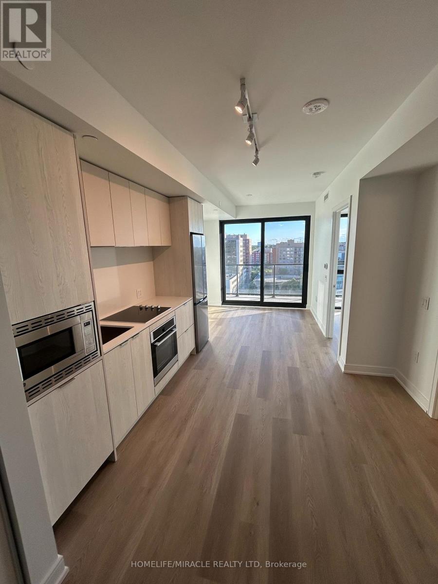 1015 - 3009 Novar Road, Mississauga, Ontario  L5B 1H7 - Photo 4 - W12528682