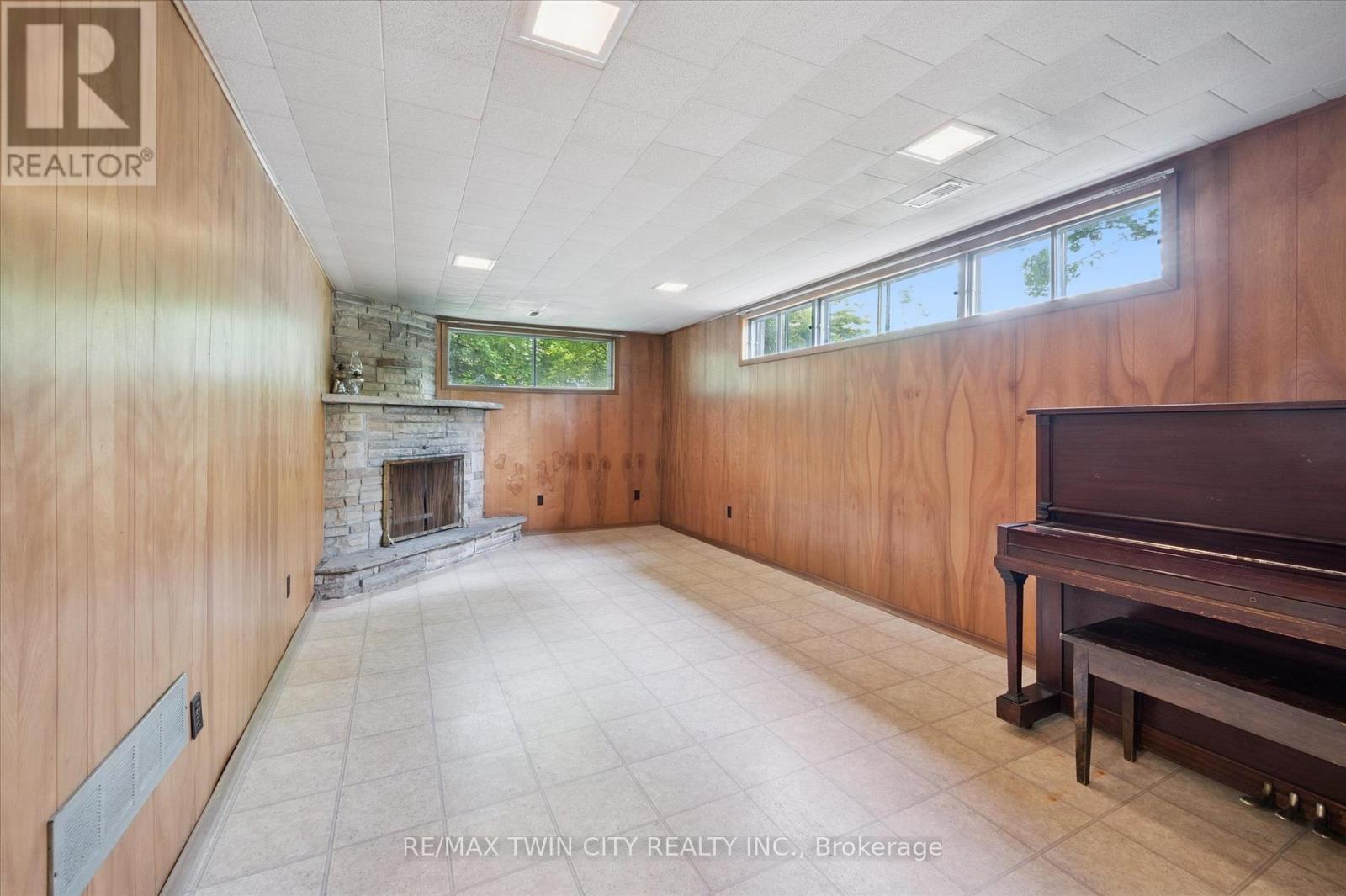 321 Dixon Street, Kitchener, Ontario  N2G 3G1 - Photo 21 - X12528536