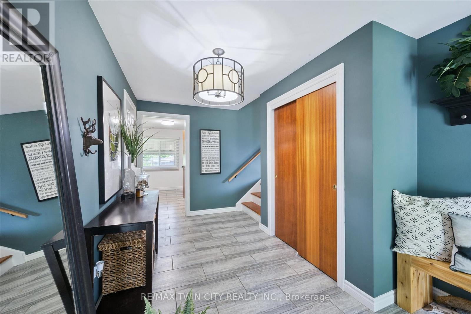 321 Dixon Street, Kitchener, Ontario  N2G 3G1 - Photo 5 - X12528536