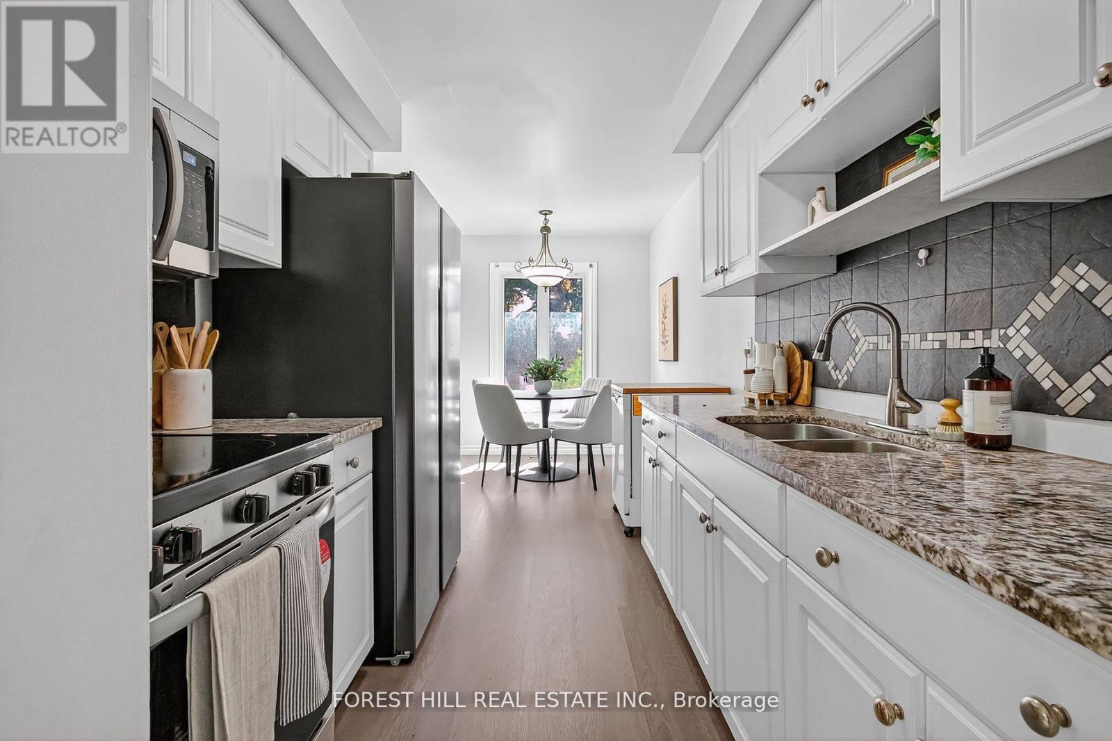 42 Vincent Crescent, London South, Ontario  N6C 4X8 - Photo 13 - X12528540