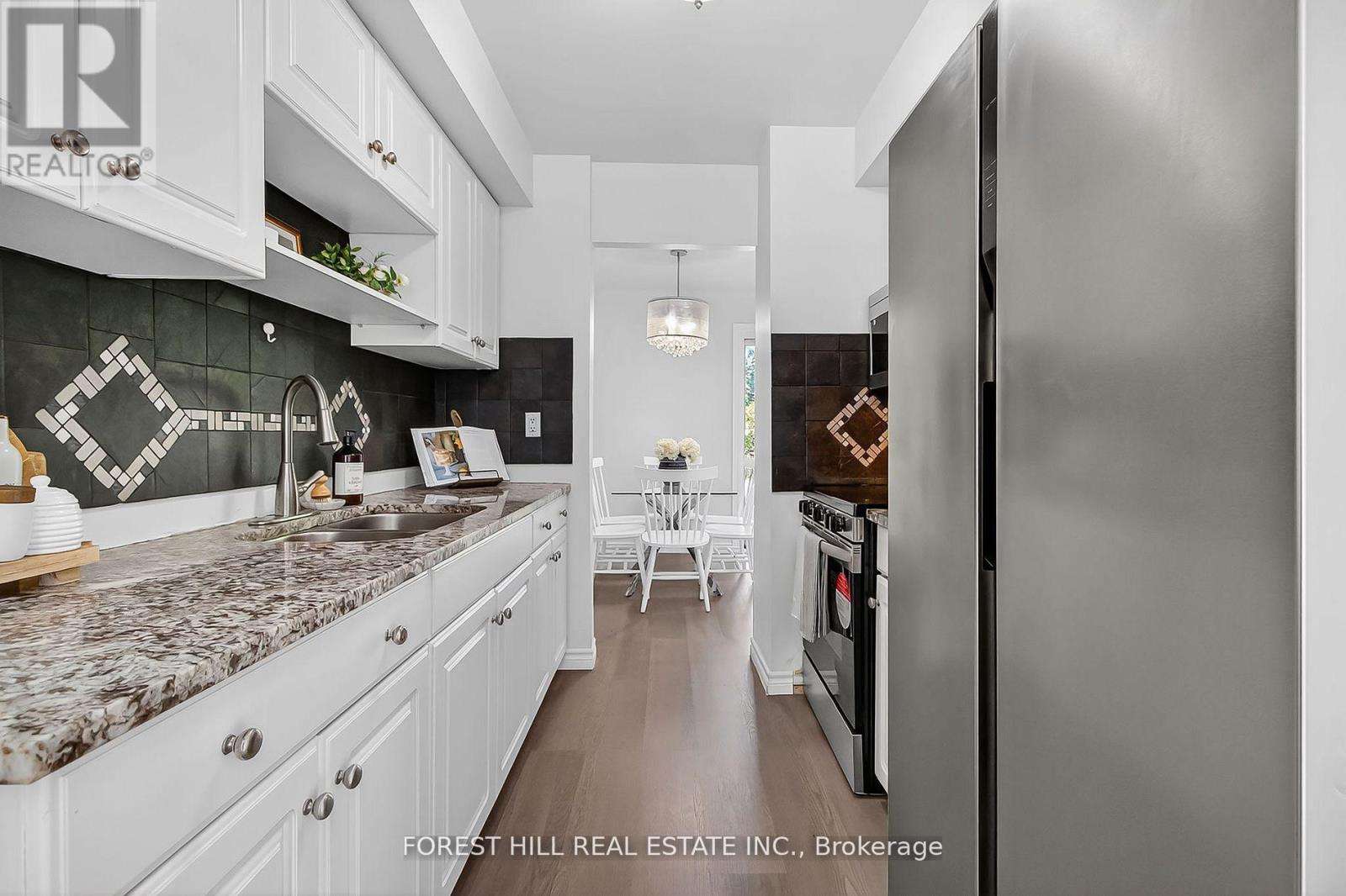 42 Vincent Crescent, London South, Ontario  N6C 4X8 - Photo 14 - X12528540