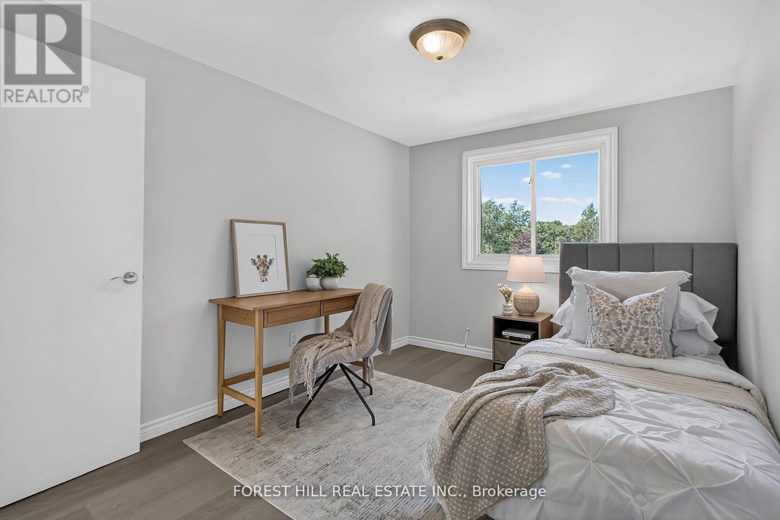 42 Vincent Crescent, London South, Ontario  N6C 4X8 - Photo 22 - X12528540