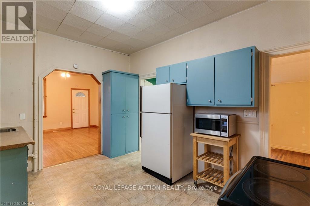 257 Grand River Avenue, Brantford, Ontario  N3T 4Y5 - Photo 14 - X12528562