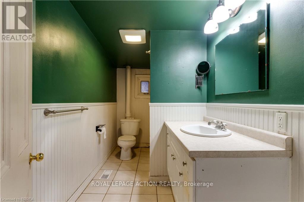 257 Grand River Avenue, Brantford, Ontario  N3T 4Y5 - Photo 16 - X12528562