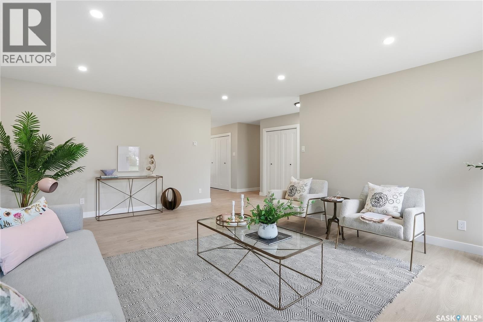 103 Cypress Court, Saskatoon, Saskatchewan  S7K 5C3 - Photo 6 - SK022538