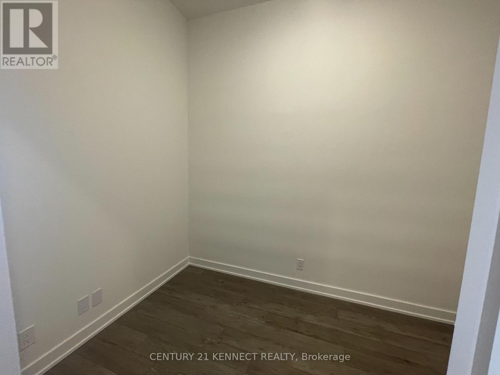 5212 - 88 Queen Street E, Toronto, Ontario  M5C 0B6 - Photo 3 - C12528720