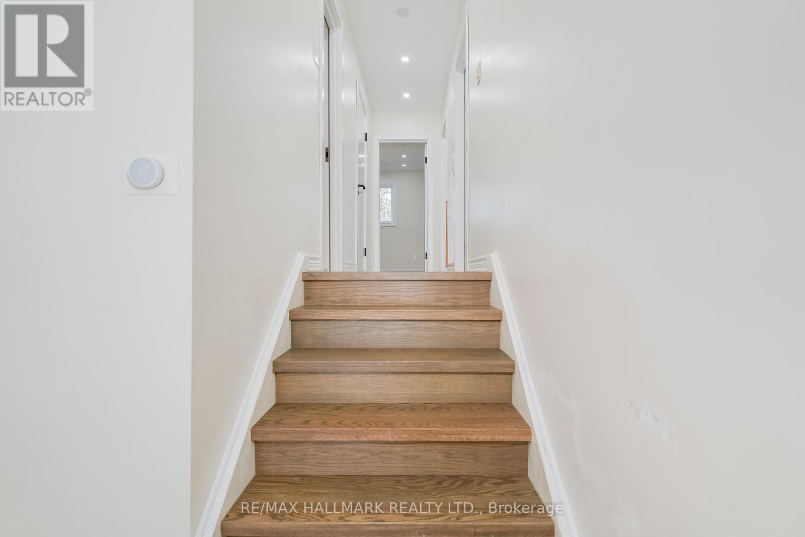 Main Floor - 188 Upper Canada Drive, Toronto, Ontario  M2P 1S8 - Photo 13 - C12528752