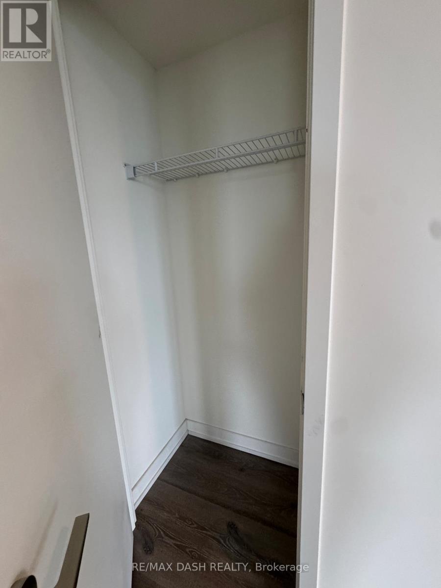 1016 - 10 Deerlick Court, Toronto, Ontario  M3A 0A7 - Photo 8 - C12528768