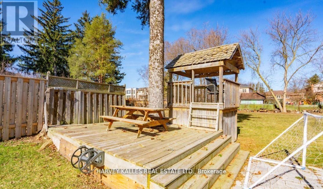 140 Wedgewood Drive, Toronto, Ontario  M2M 2H7 - Photo 30 - C12528818