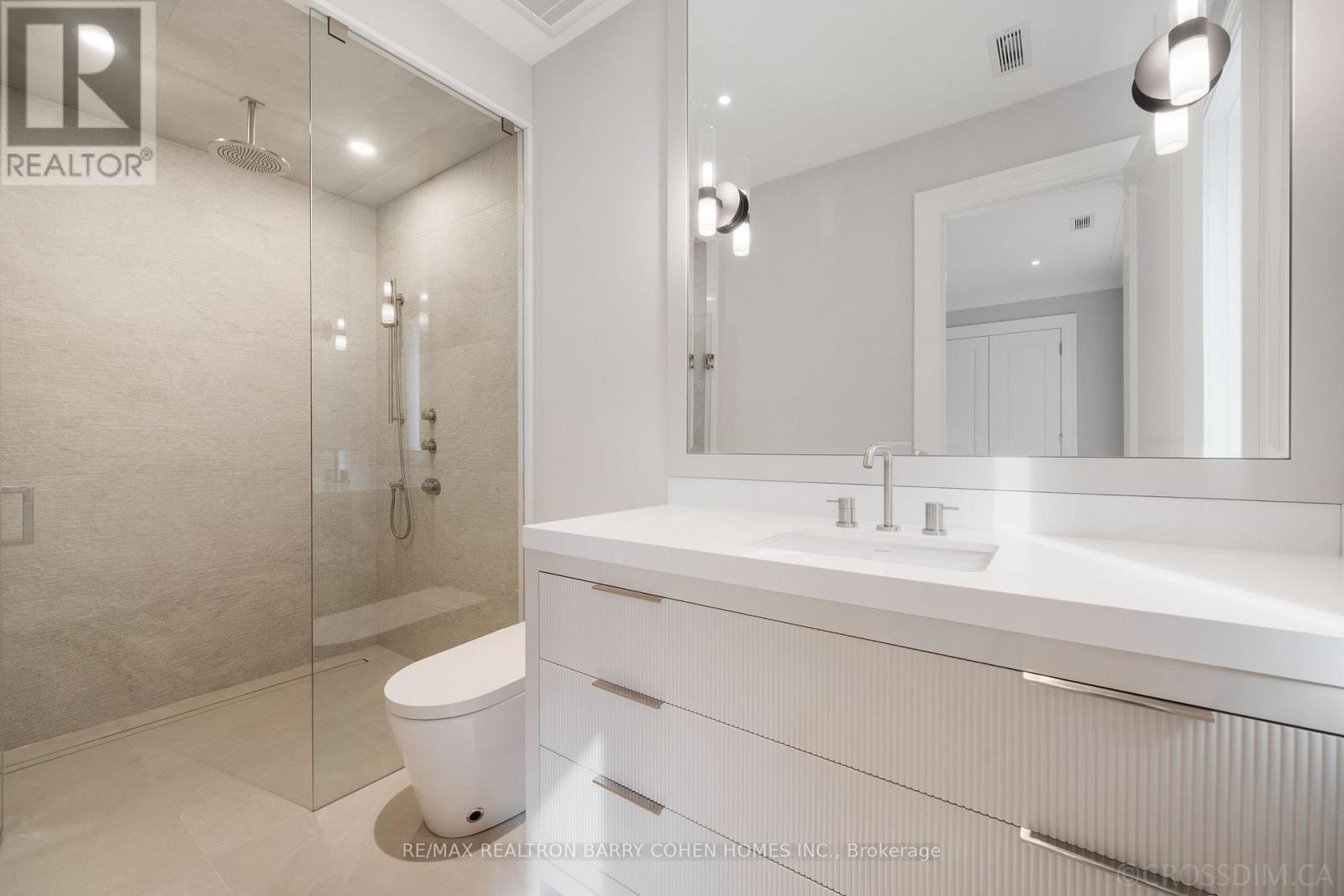 117 Yonge Boulevard, Toronto, Ontario  M5M 3H2 - Photo 34 - C12528838