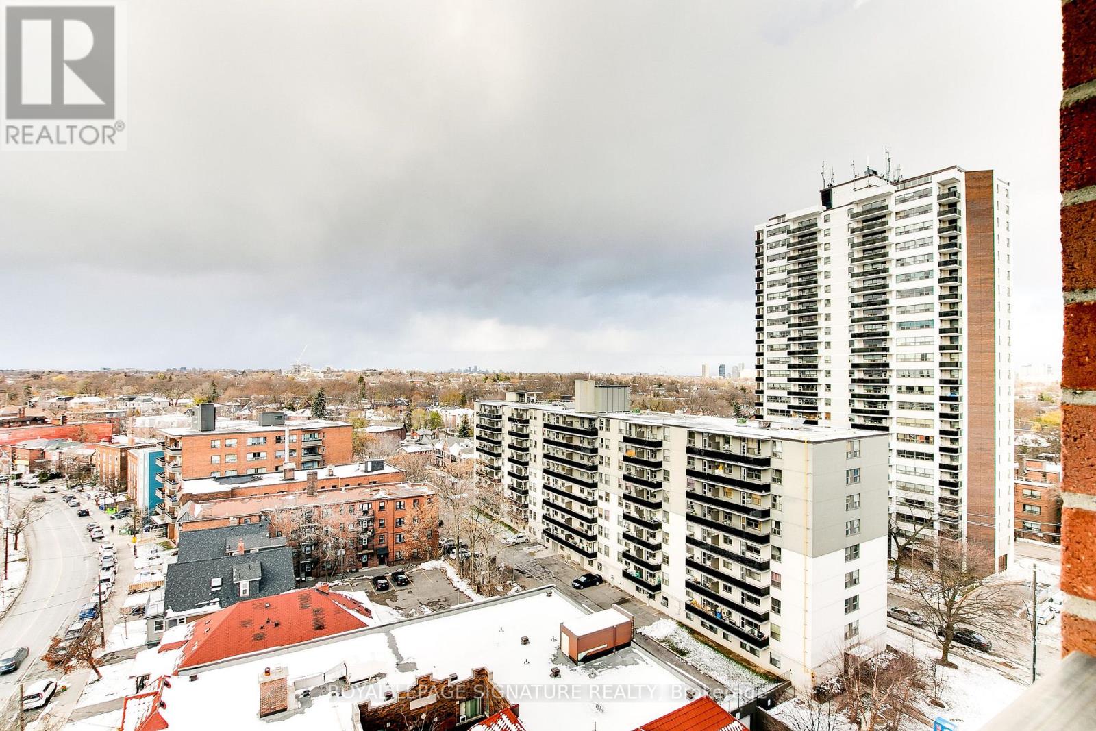 1110 - 15 Maplewood Avenue, Toronto, Ontario  M6C 4B4 - Photo 19 - C12528922