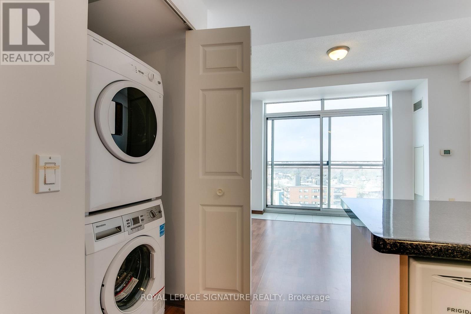 1110 - 15 Maplewood Avenue, Toronto, Ontario  M6C 4B4 - Photo 20 - C12528922