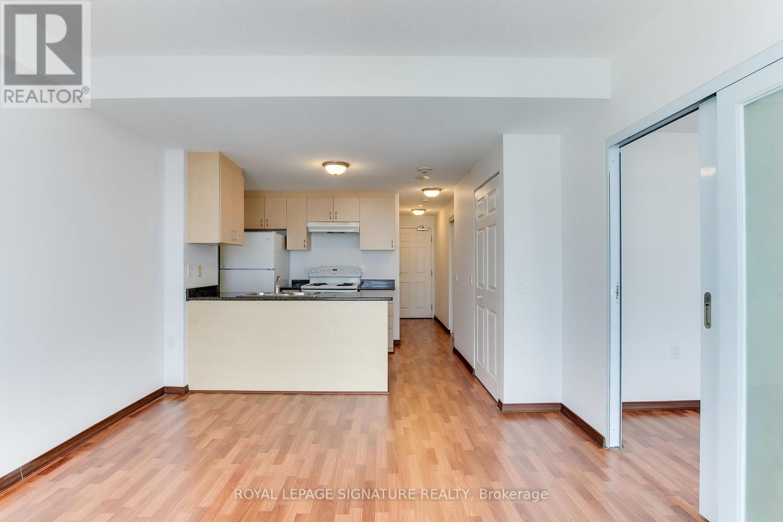 1110 - 15 Maplewood Avenue, Toronto, Ontario  M6C 4B4 - Photo 5 - C12528922