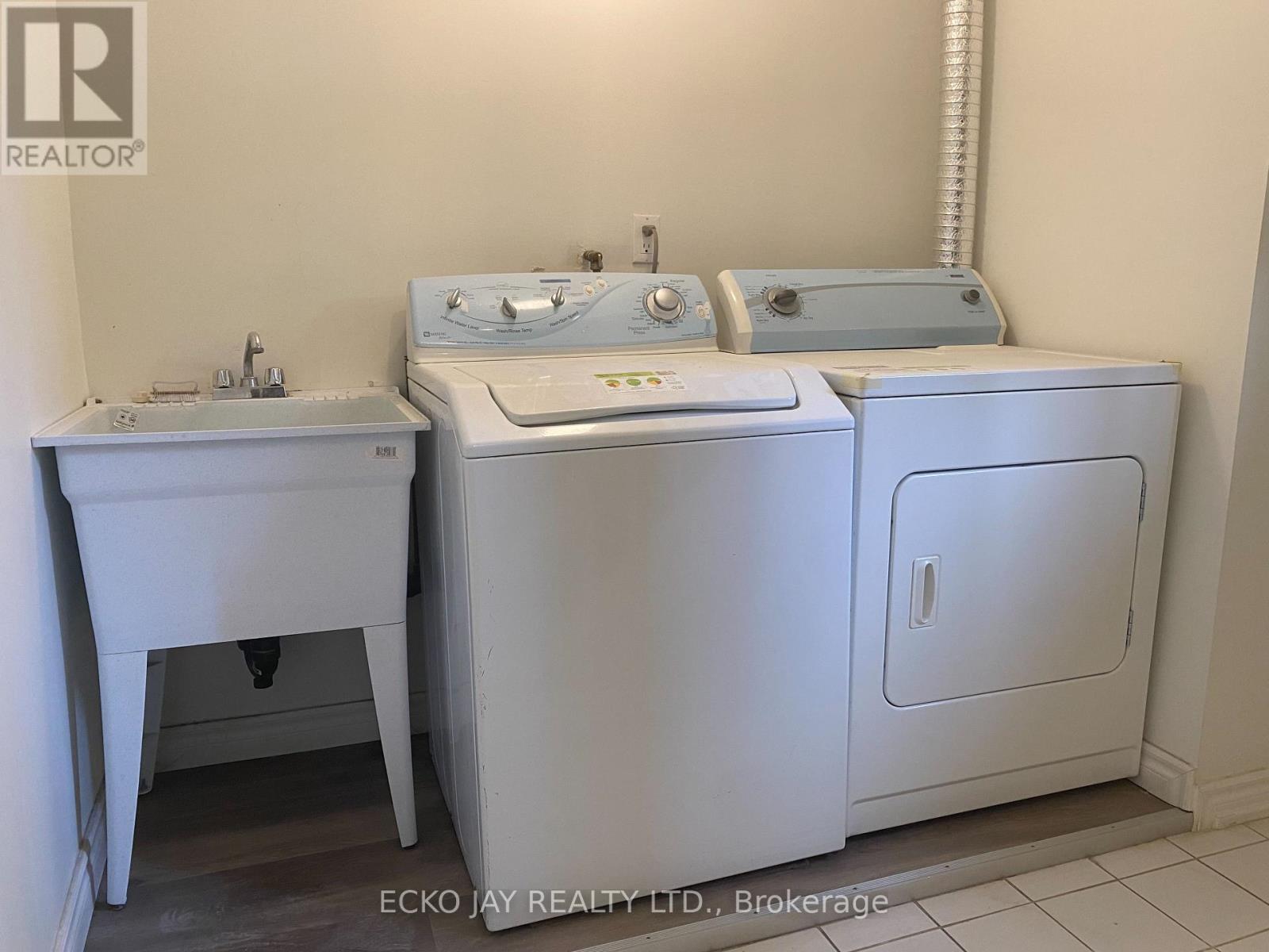 45 Ternhill Crescent, Toronto, Ontario  M3C 2E4 - Photo 14 - C12528928