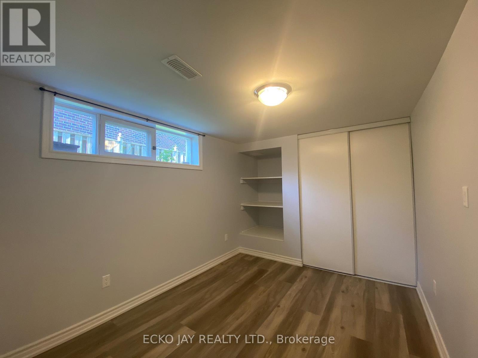 45 Ternhill Crescent, Toronto, Ontario  M3C 2E4 - Photo 9 - C12528928