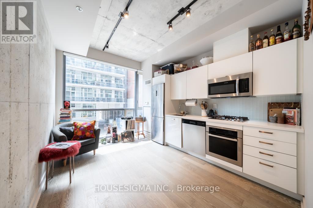 208 - 39 Brant Street, Toronto, Ontario  M5V 0M8 - Photo 5 - C12528990