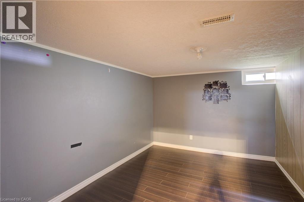 46 Elmwood Avenue, Cambridge, Ontario  N1R 4Y2 - Photo 21 - 40778246