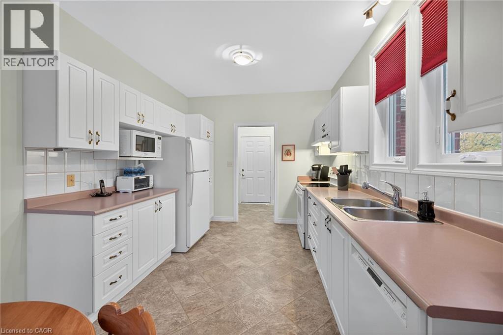 55 Riveroaks Drive, Mount Hope, Ontario  L0R 1W0 - Photo 9 - 40786244