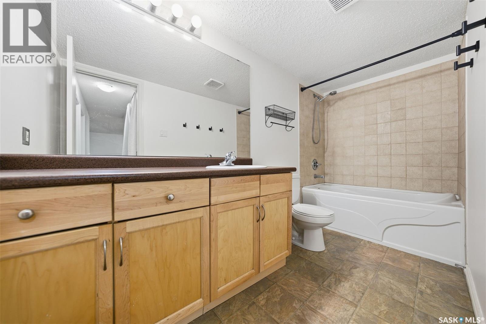 204 D2 1121 Mckercher Drive, Saskatoon, Saskatchewan  S7H 5K9 - Photo 18 - SK023759