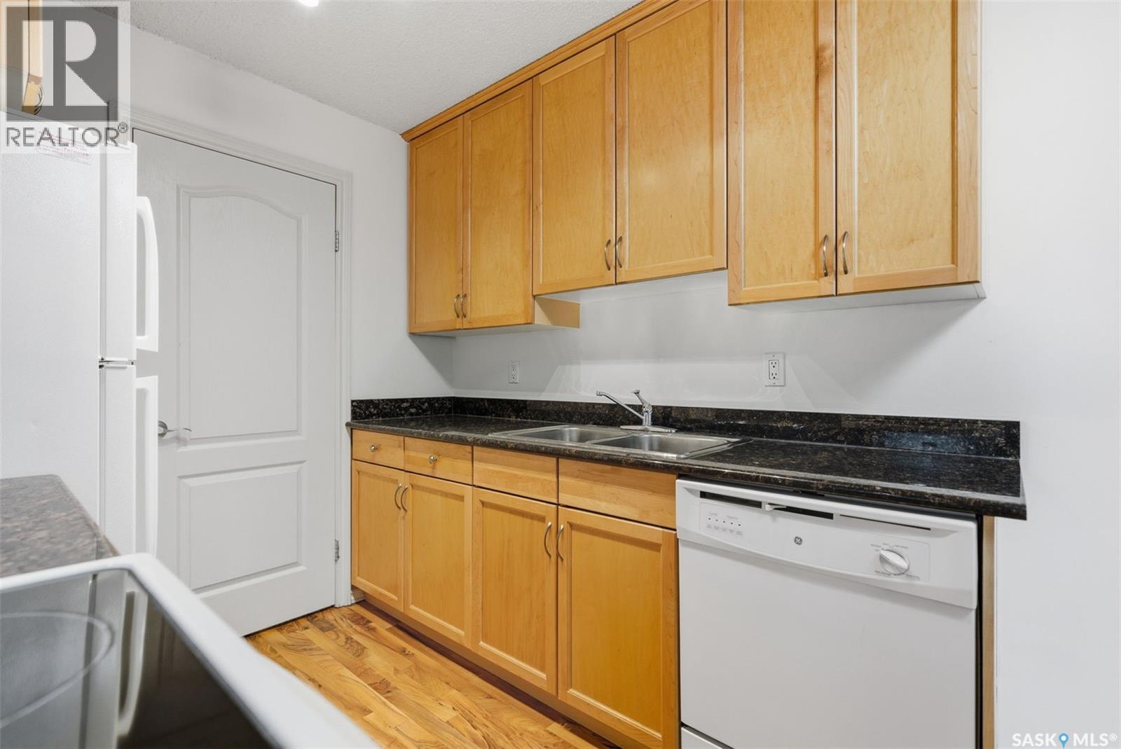 204 D2 1121 Mckercher Drive, Saskatoon, Saskatchewan  S7H 5K9 - Photo 7 - SK023759